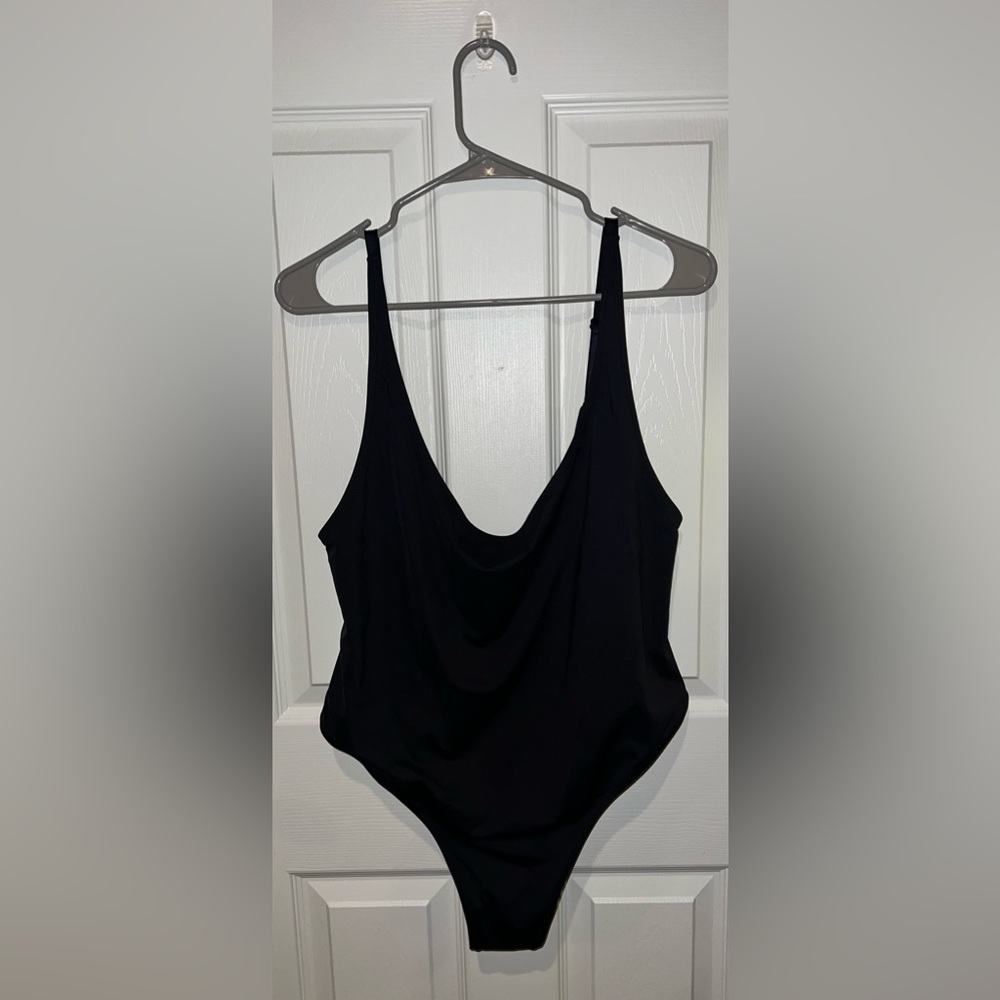 Skims Signature Swim Onyx Scoop Neck One Piece - Women’s Size 3x